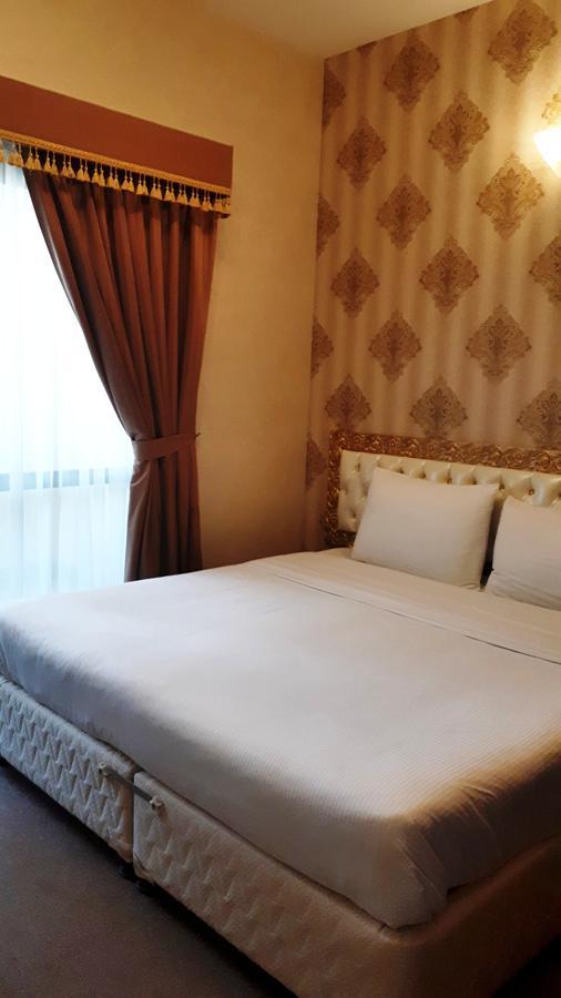 Royal Garden Hotel Dubai Exterior foto