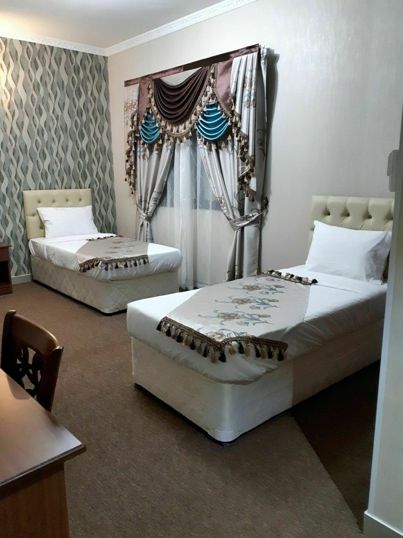 Royal Garden Hotel Dubai Exterior foto